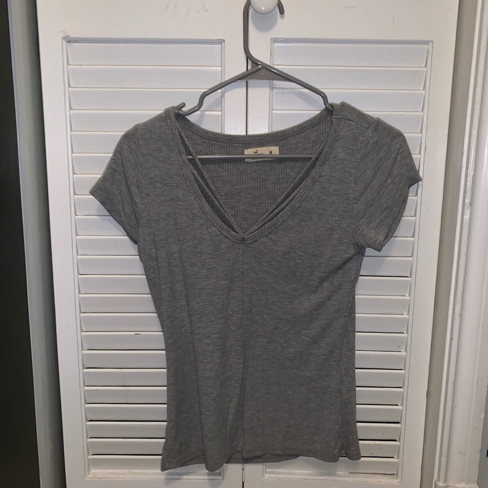 tight fitting gray top from holister